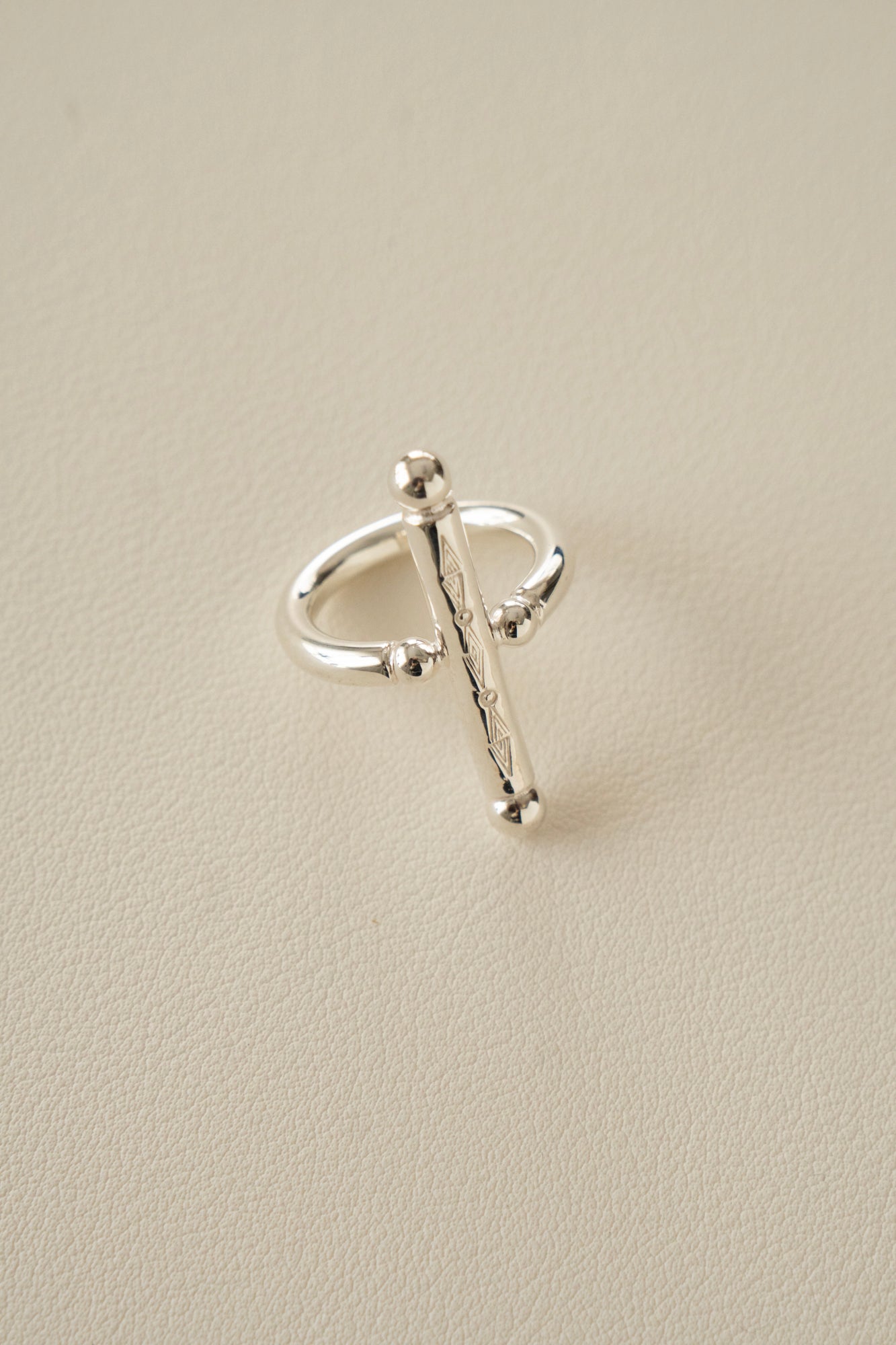 WAKAN SILVER SMITH Breastplate Ring Cross /Silver