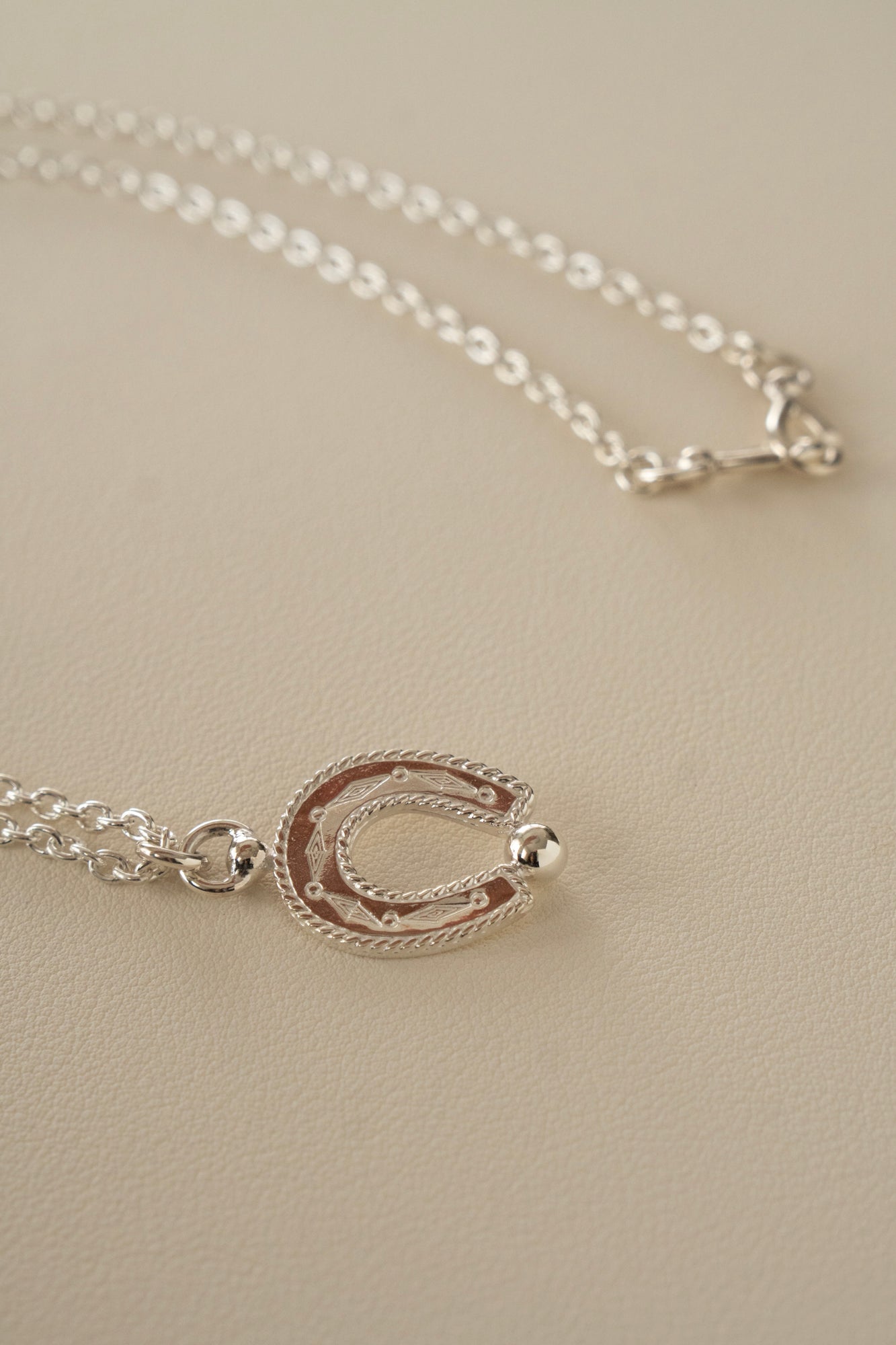 WAKAN SILVER SMITH Spirit Horse shoe Necklace Single /Silver