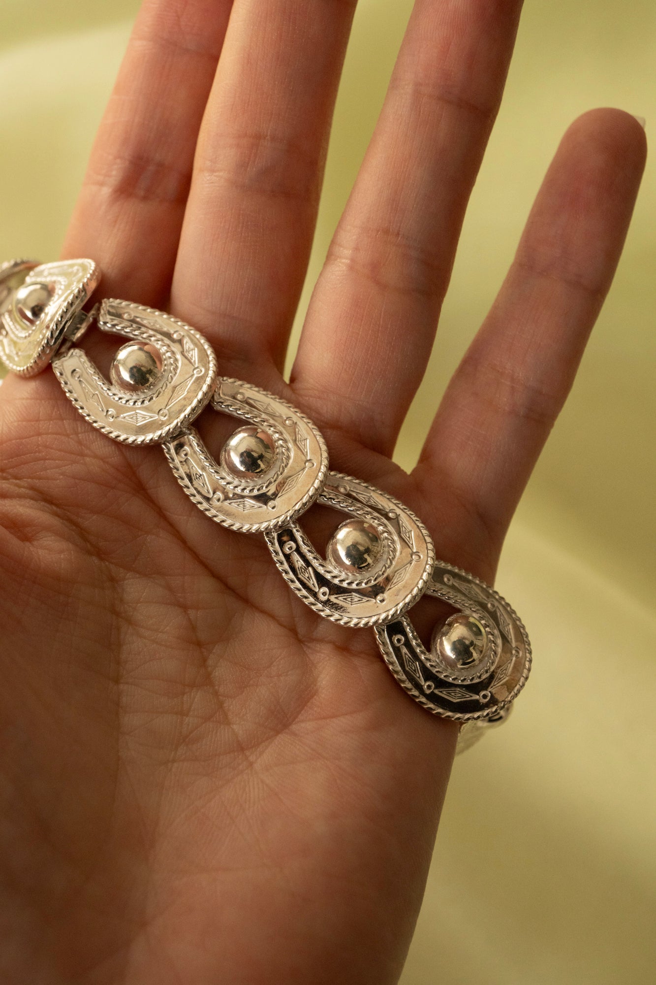 ROCK!　　ワミレス WAKAN SILVER SMITH ワカンシルバースミス Spirit Horse shoe Bracelet