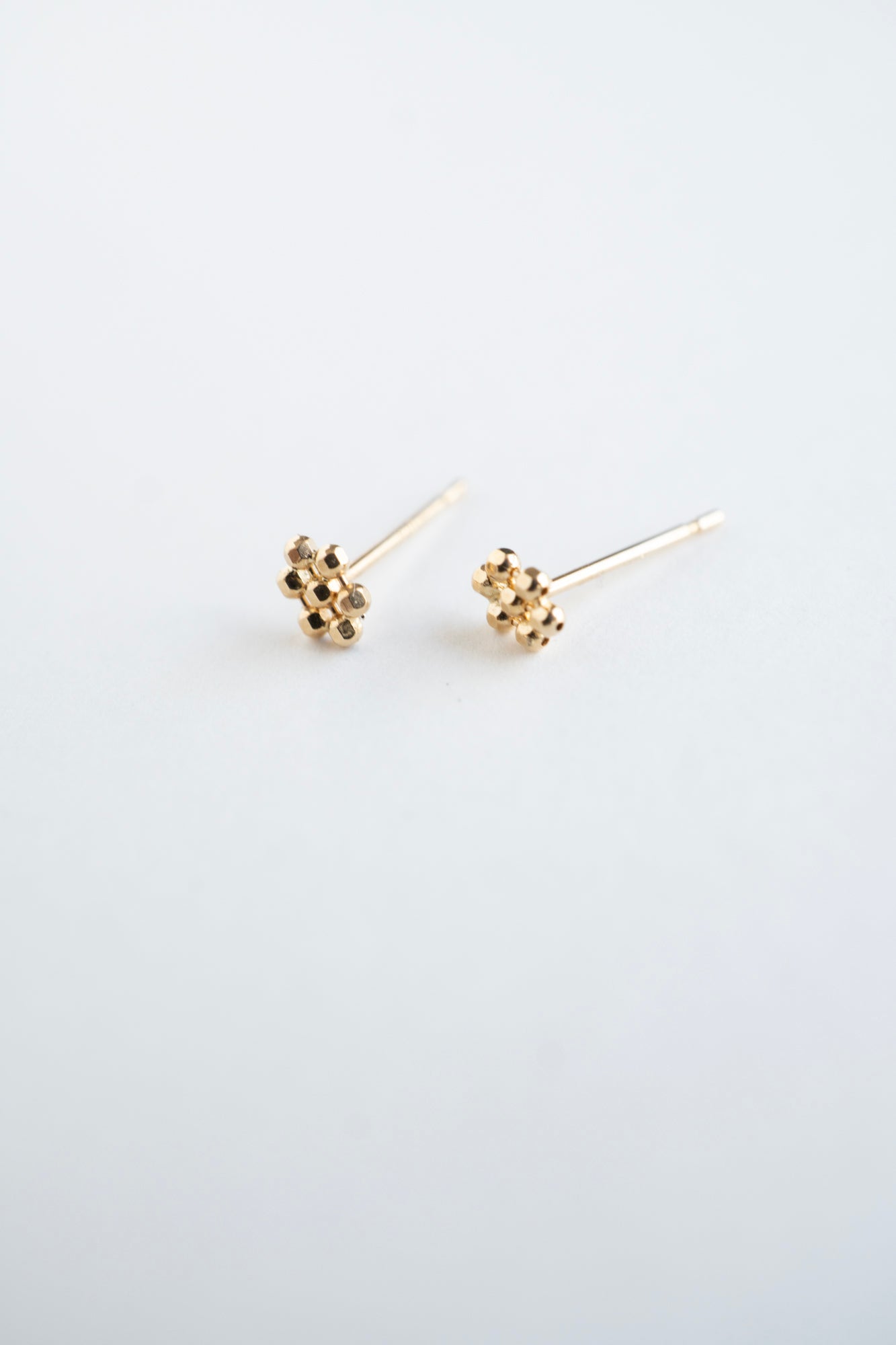 MONAKA jewellery モナカジュエリー デイジーフラワーピアス Daisy