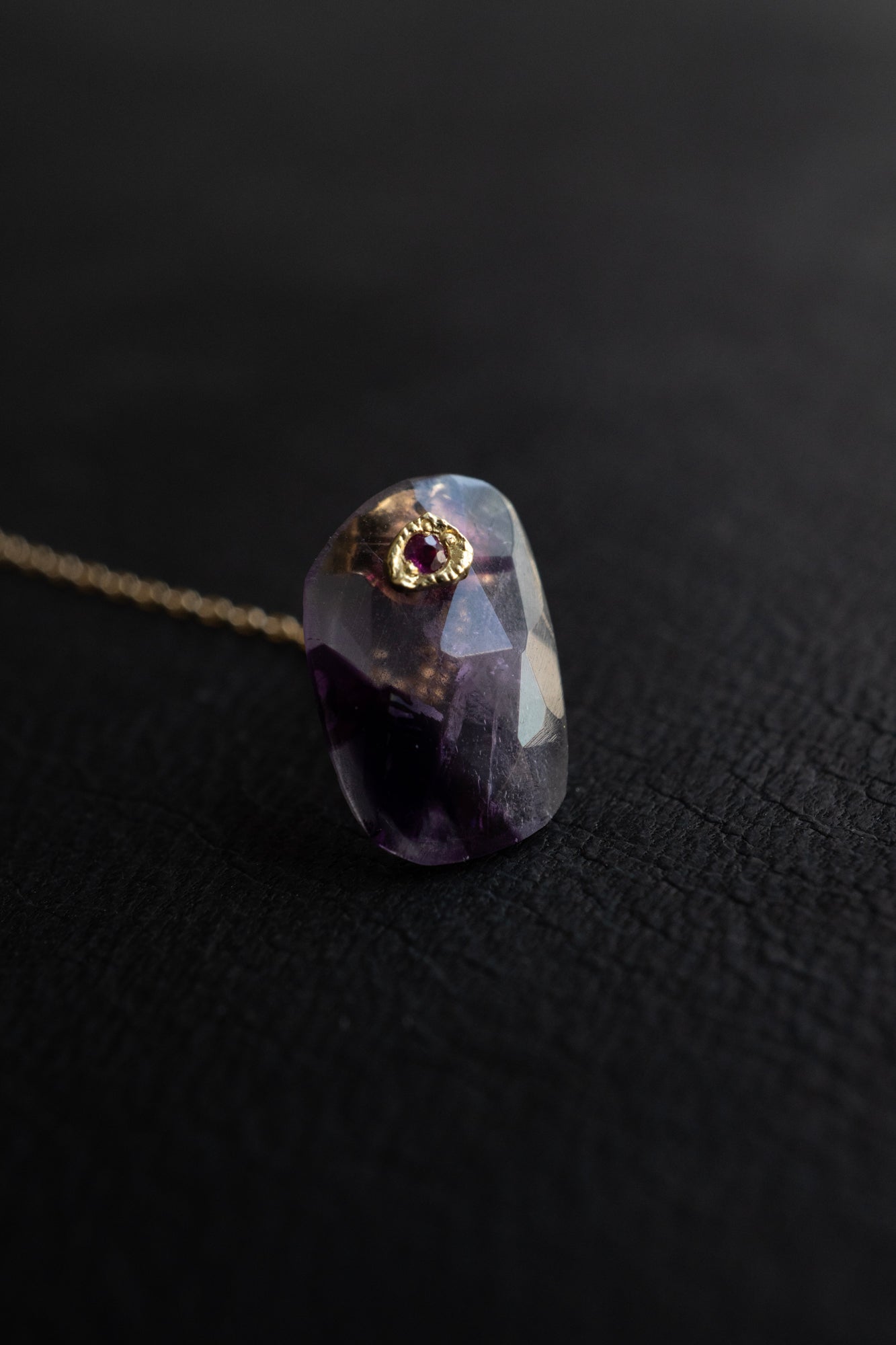 MONAKA jewellery モナカジュエリー flat Bi-color Amethyst Pierce