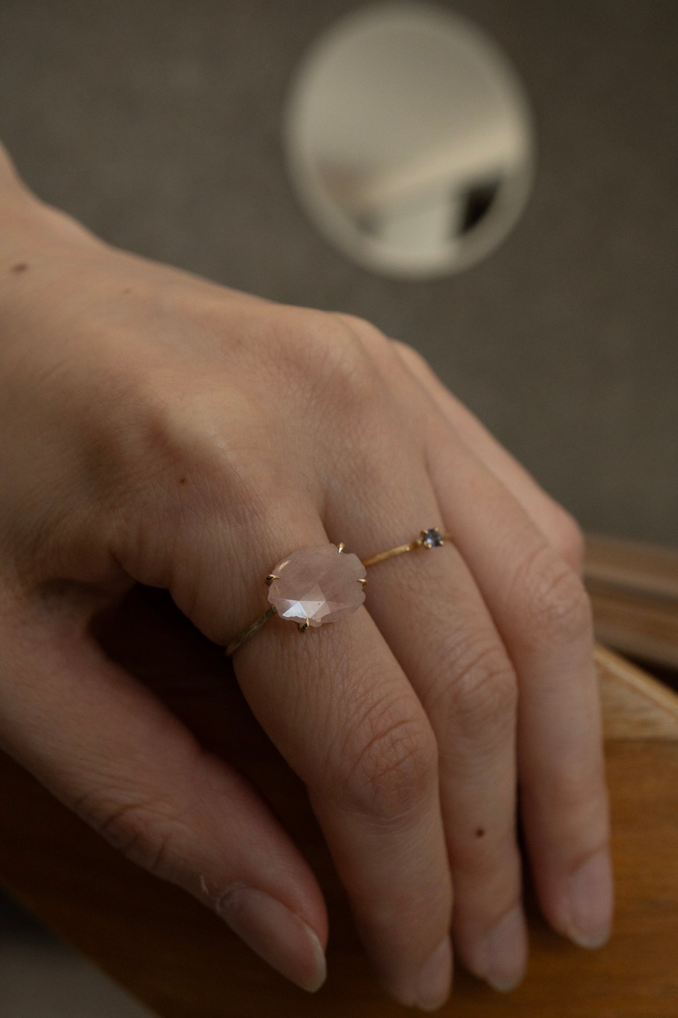 MONAKA jewellery Flat Pink Sapphire Ring / 14K