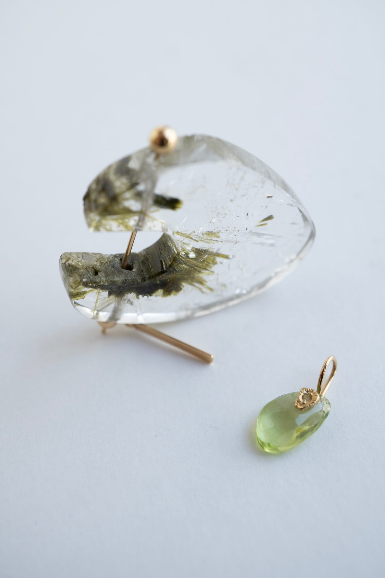 MONAKA jewellery Peridot in Quartz Rock Pierce モナカジュエリー