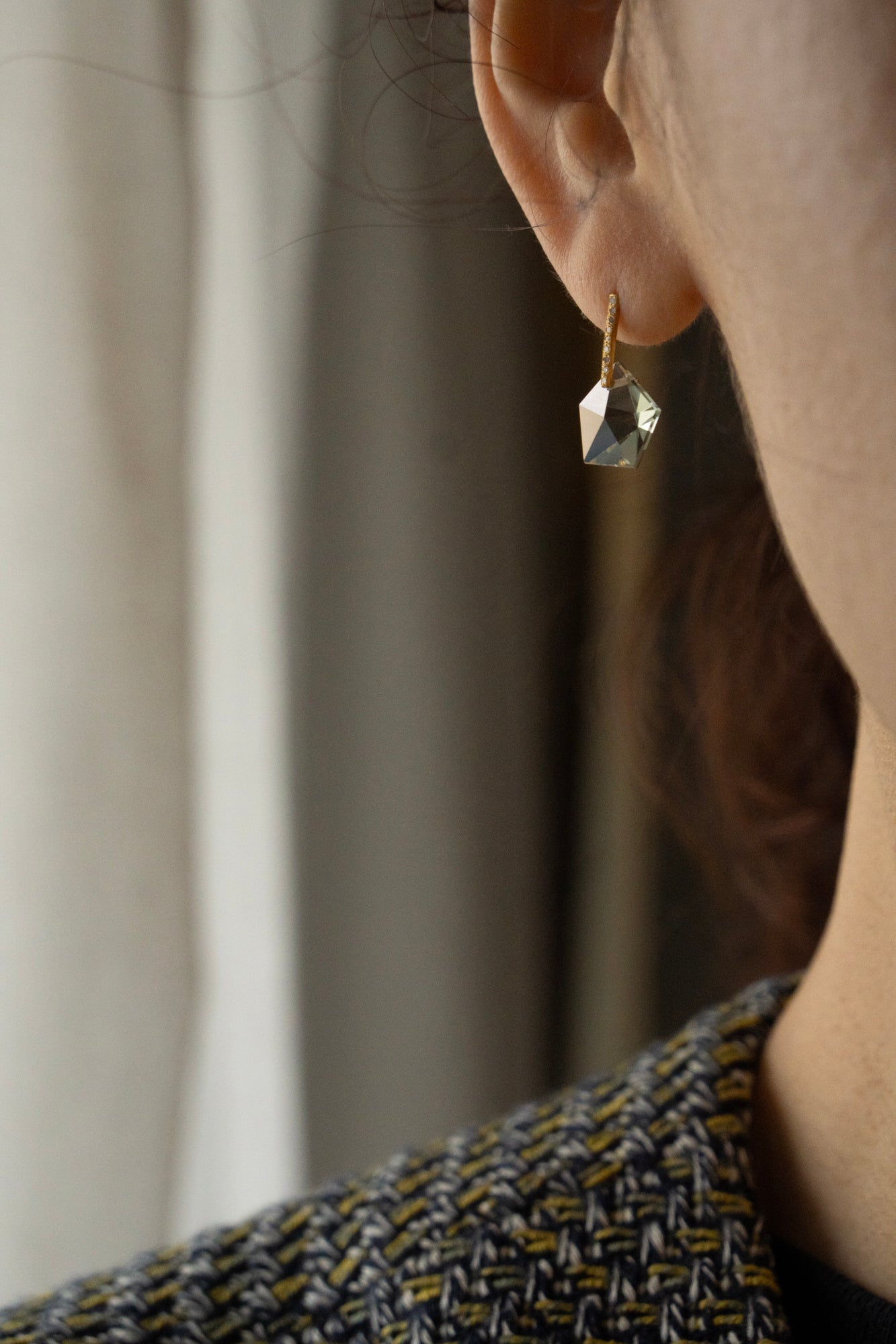 MONAKAjewellery Hibiki Pentagon Green Amethyst Pierce /K18