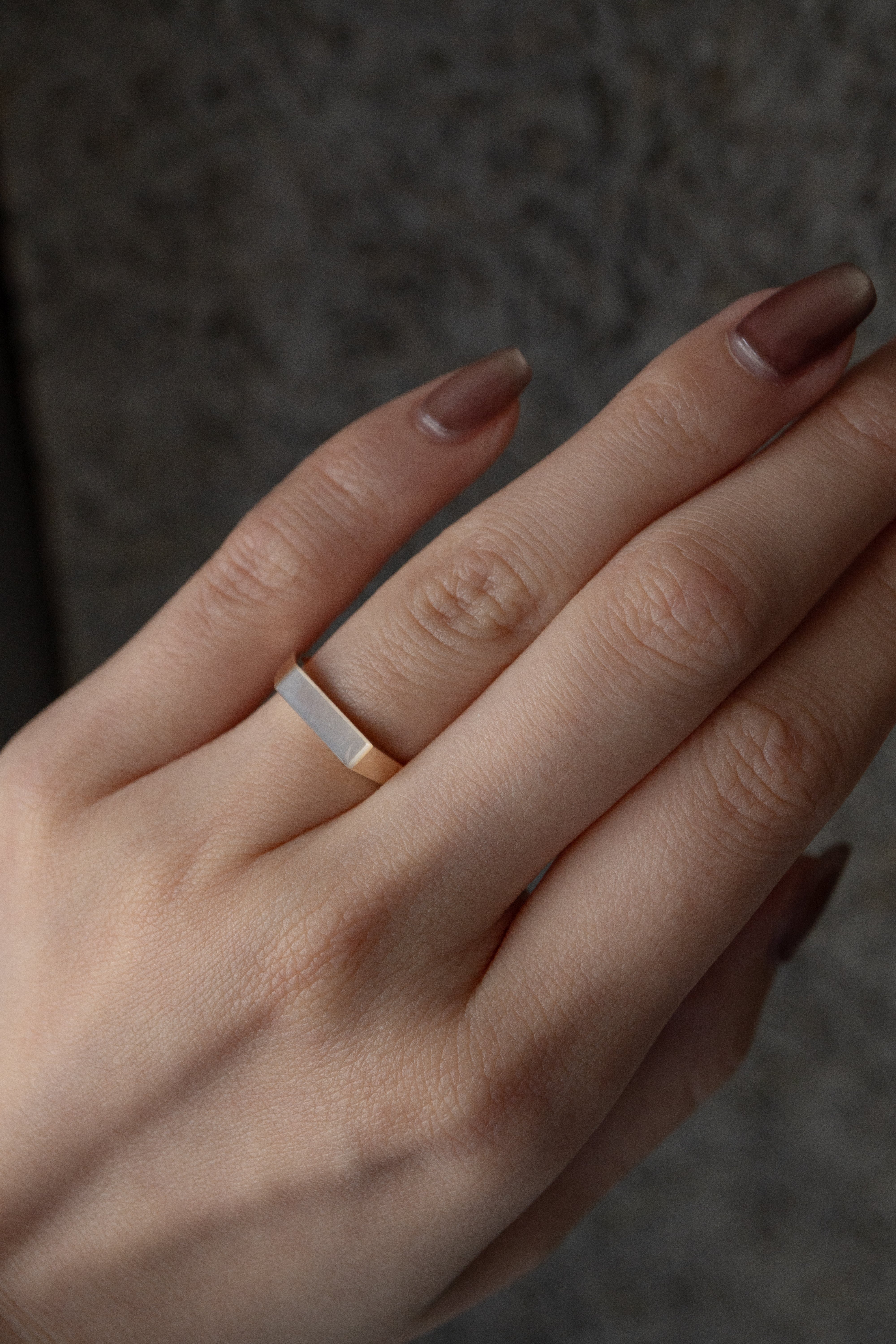 simmon 10K & NARROW SHELL SIGNET RING CUT シモン 白蝶貝シグネット