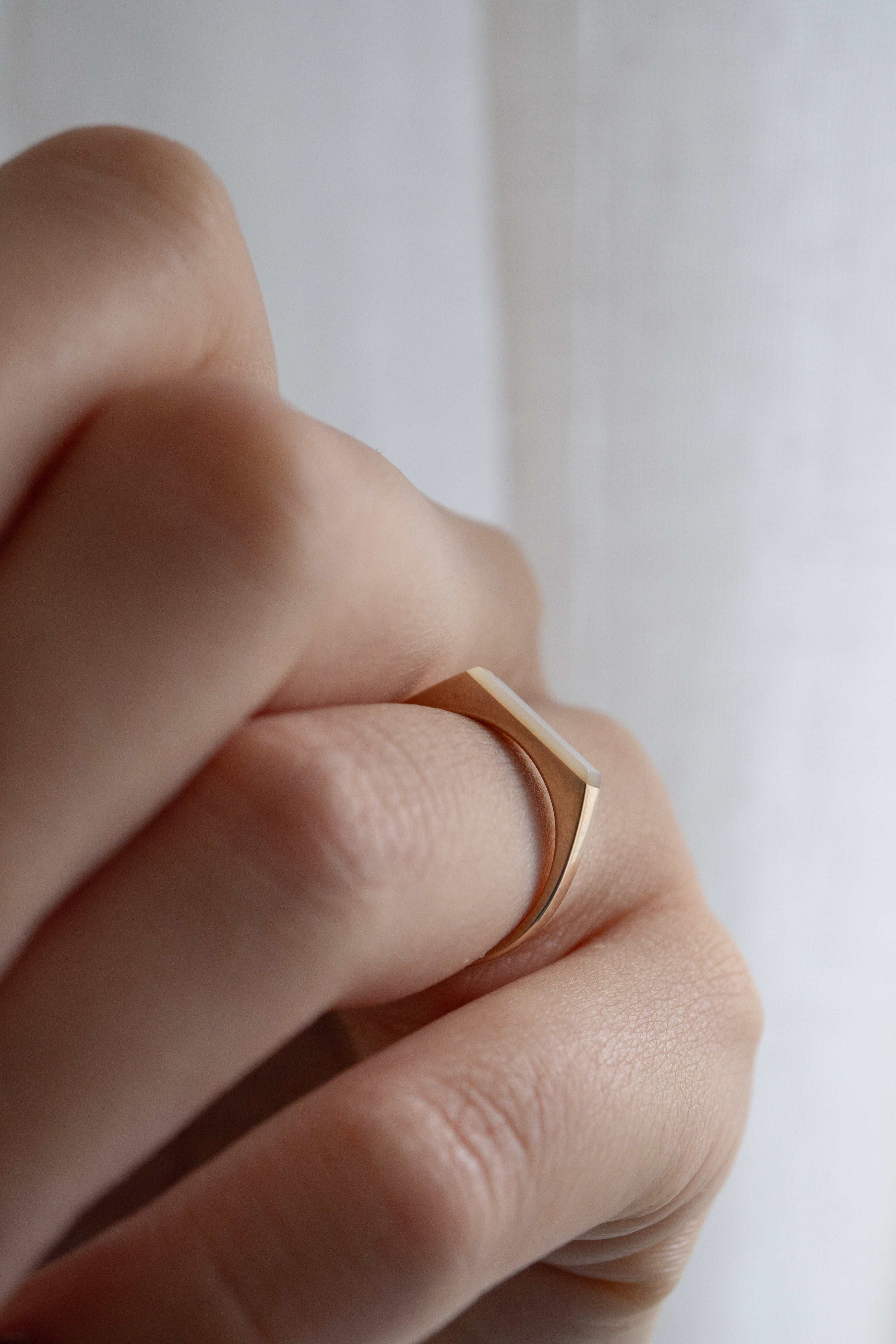 simmon 10K & NARROW SHELL SIGNET RING CUT シモン 白蝶貝シグネット