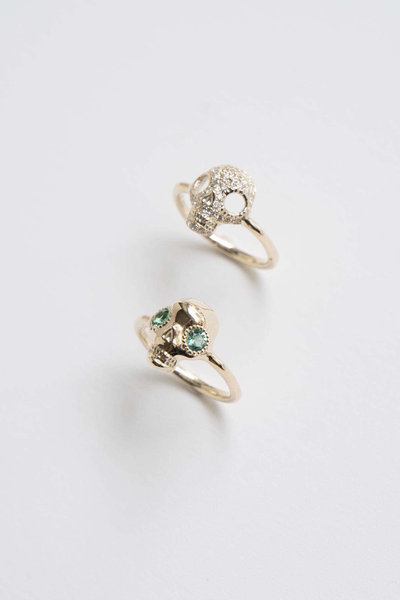 PALA Sweet Sugar Skull Emerald Eye Pinky Ring /K10