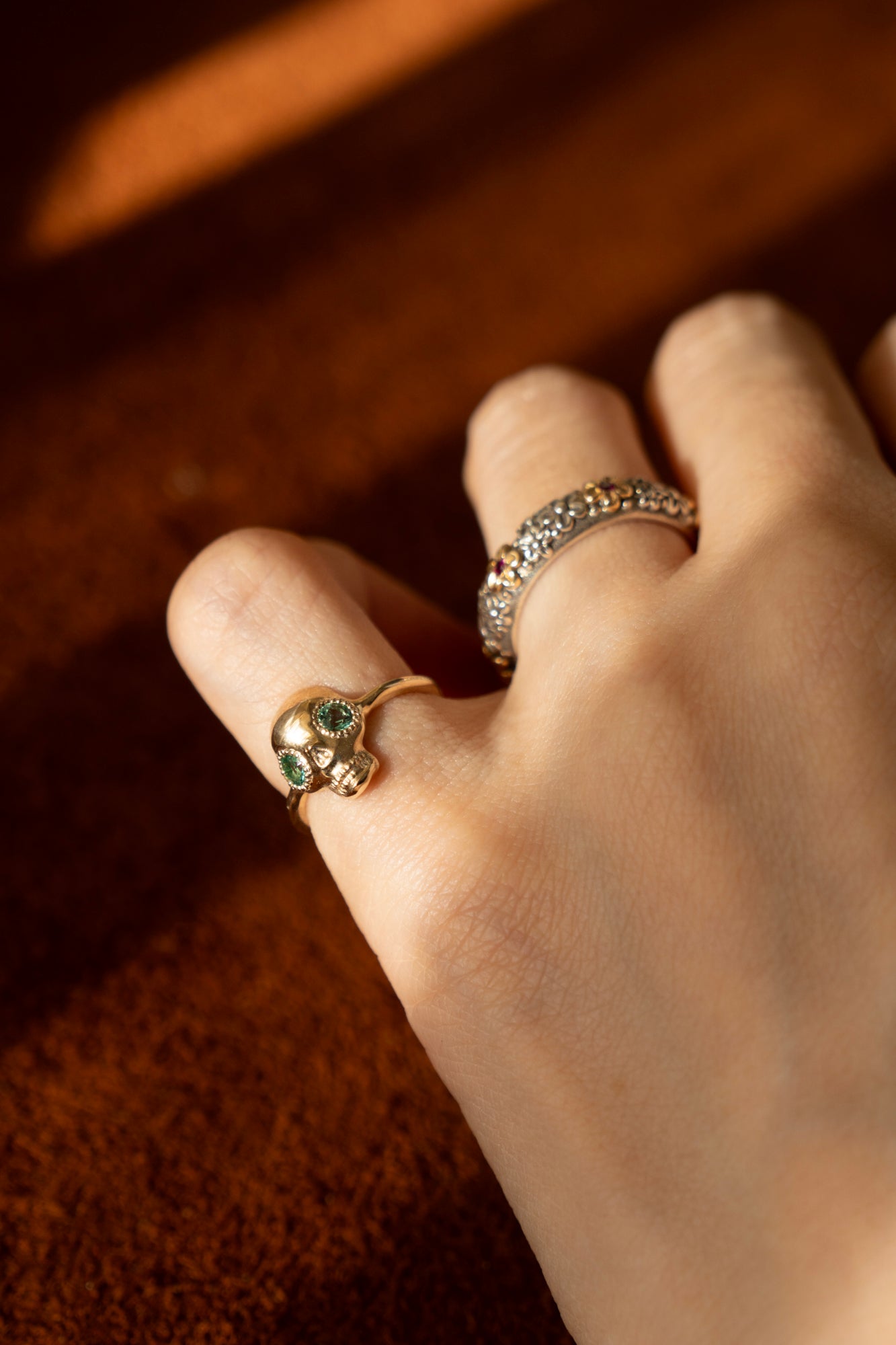 PALA Sweet Sugar Skull Emerald Eye Pinky Ring /K10