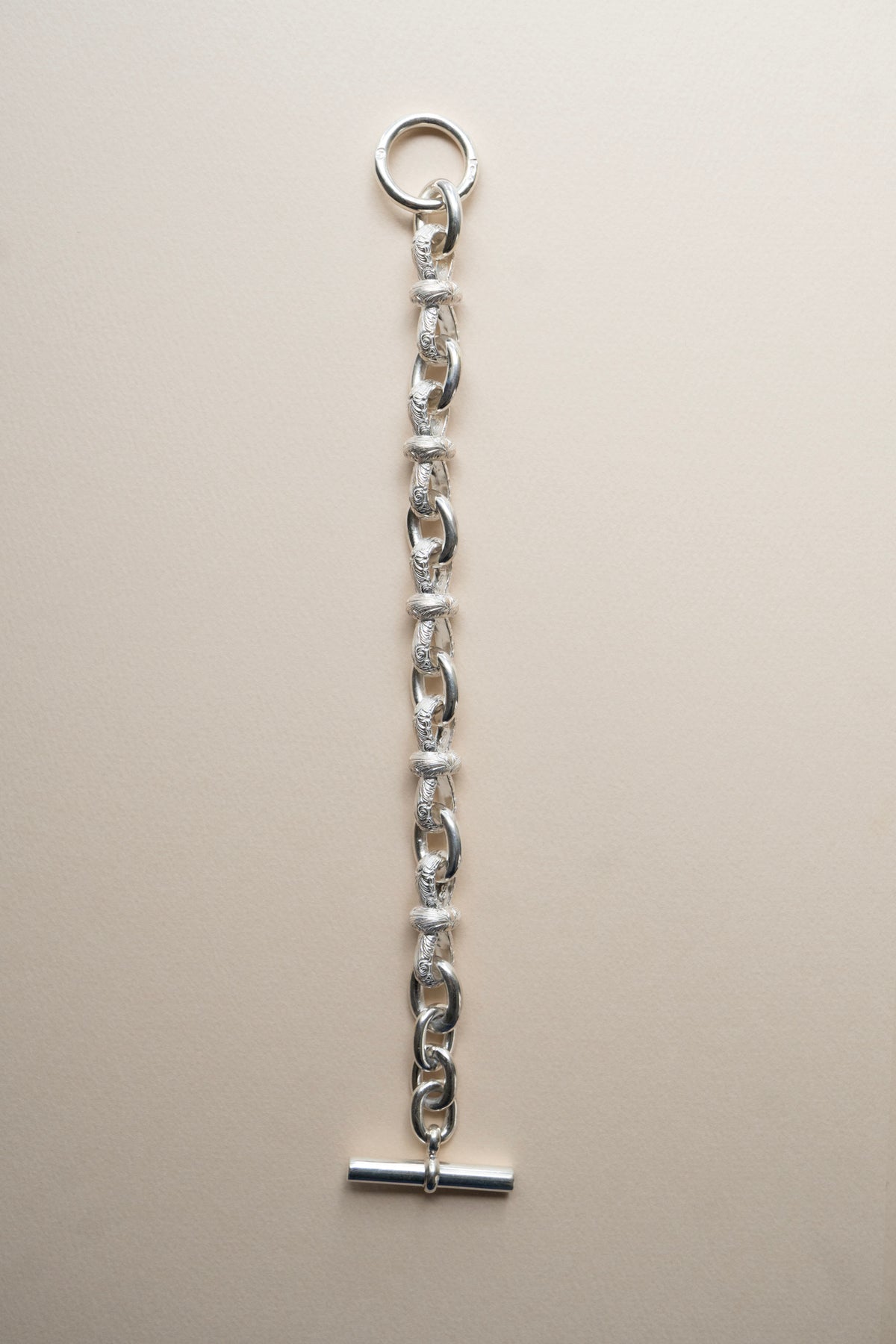 WAKAN SILVER SMITH Arabesque Mobius Bracelet /Silver