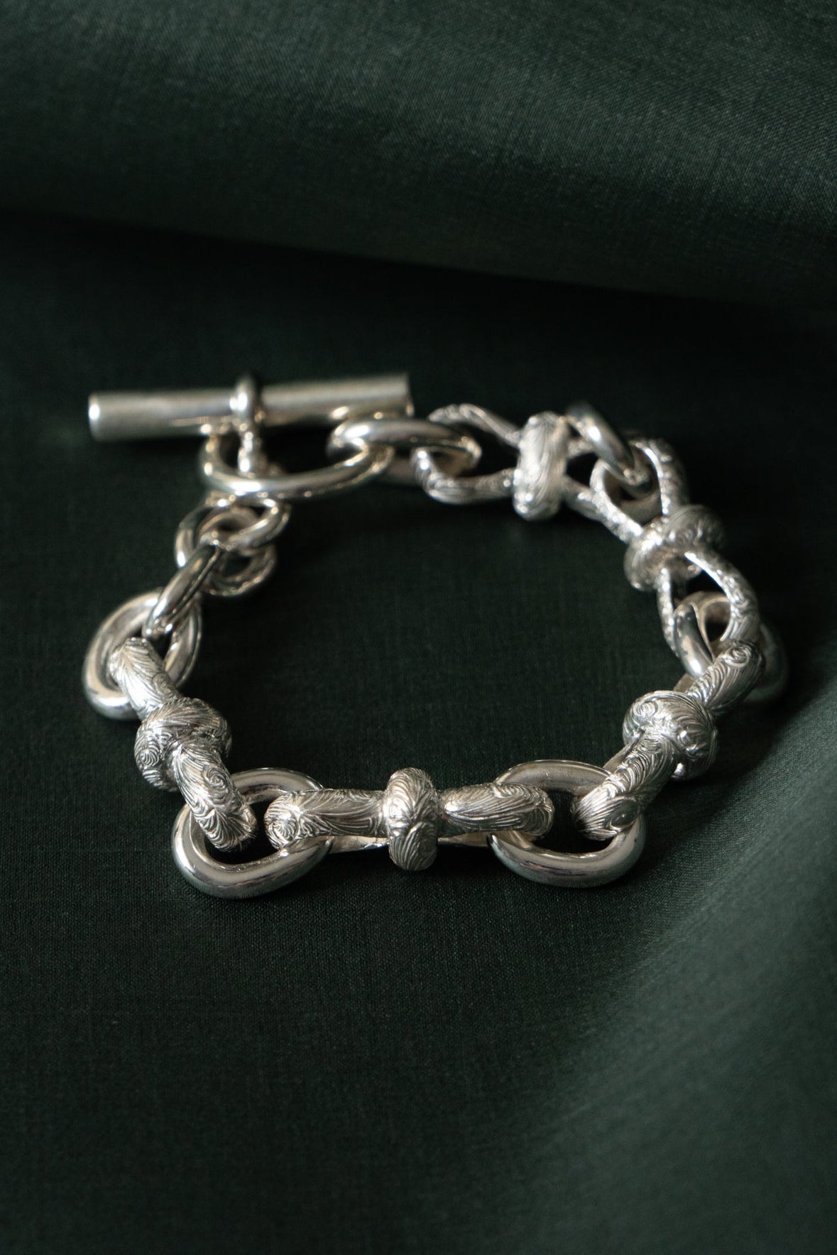 WAKAN SILVER SMITH Arabesque Mobius Bracelet /Silver