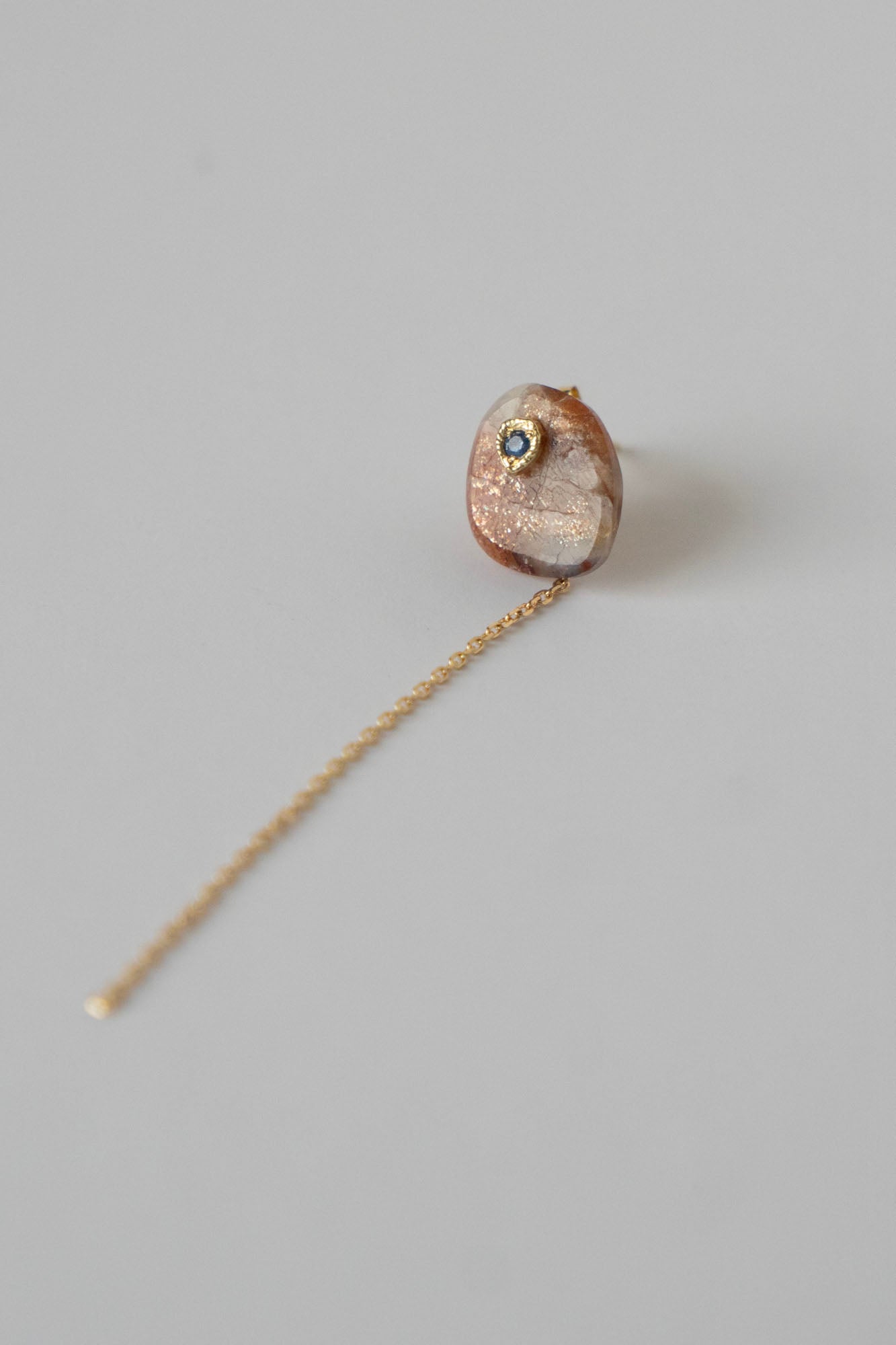 MONAKAjewellery Flat Sunstone Pierce /K18