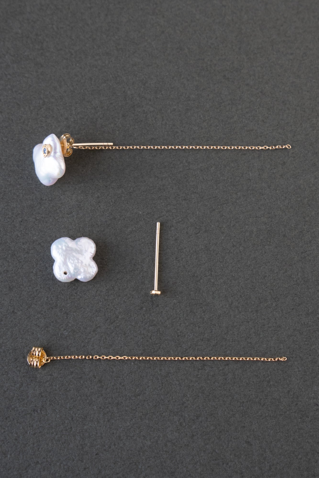 MONAKA jewellery モナカジュエリー flat Keshi Pearl Pierce 淡水 MONAKA jewellery モナカジュエリー flat Keshi Pearl Pierce 淡水