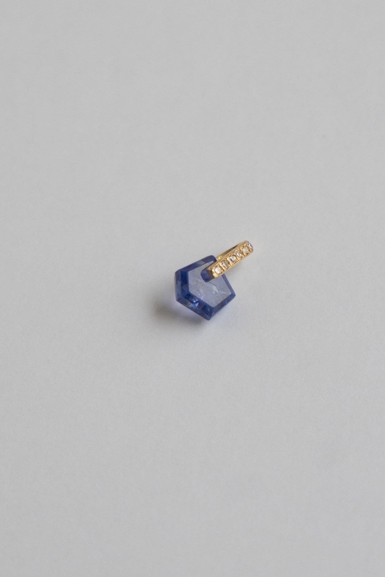MONAKA jewellery Hibiki Tanzanite Pendant Charm Top /K18