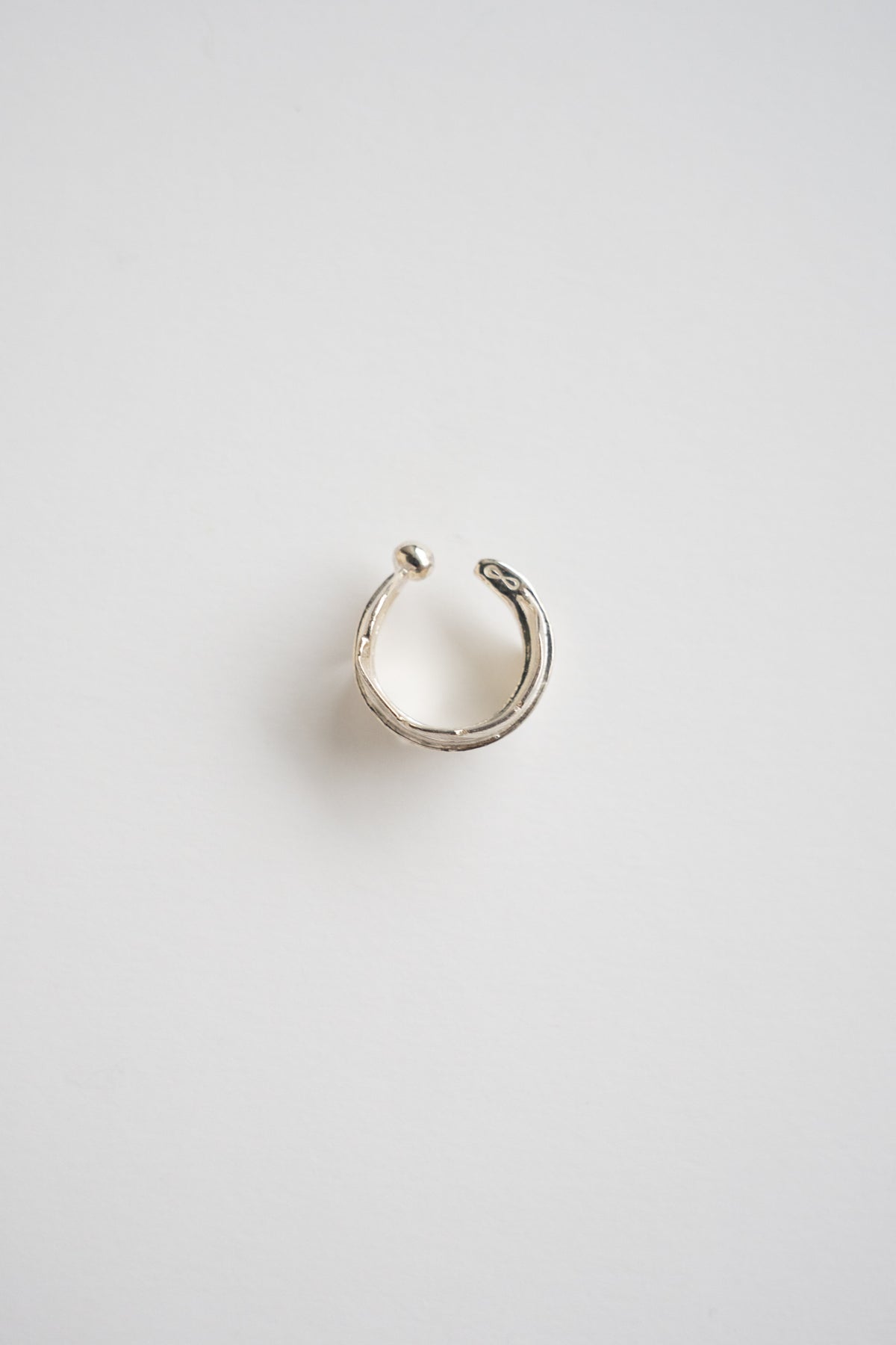 WAKAN SILVER SMITH Feather Ear cuff /Silver