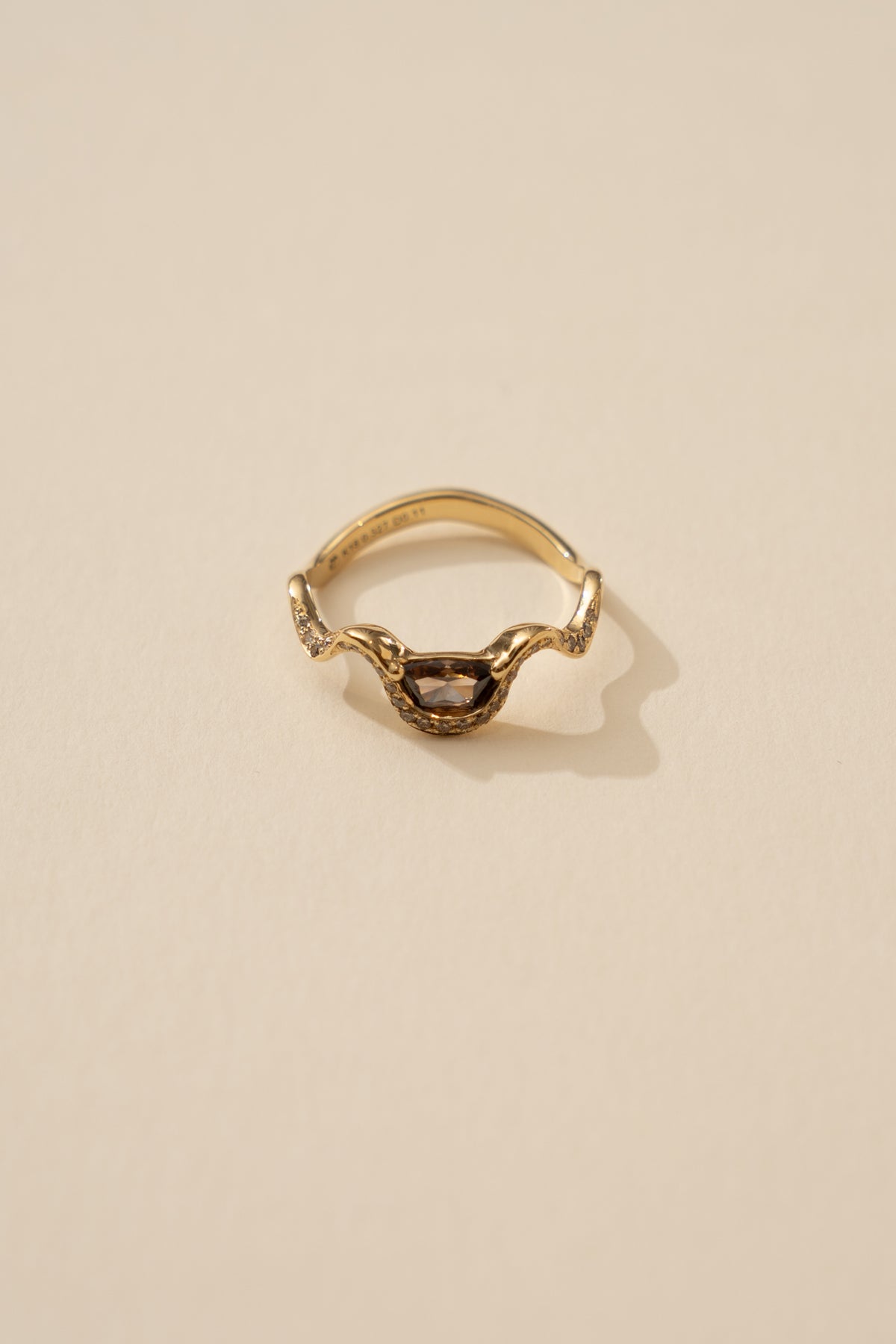 PALA Dark Brown Diamond Wave Ring /K18 - patchouli Exclusive