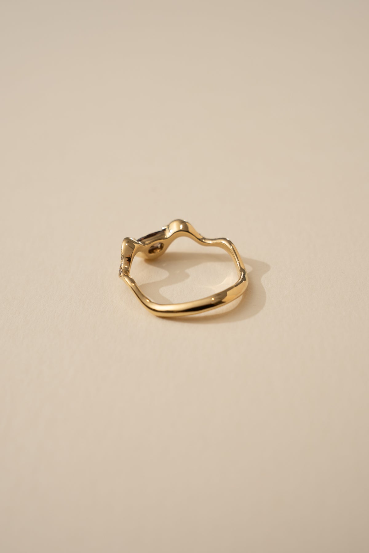 PALA Dark Brown Diamond Wave Ring /K18 - patchouli Exclusive