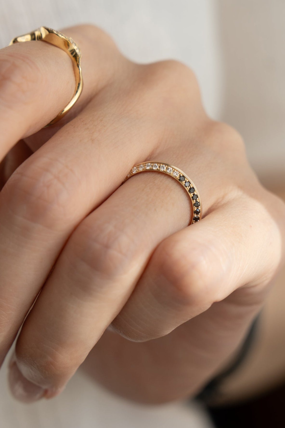 PALA Black & White Diamond Side Eternity Round Ring /K10
