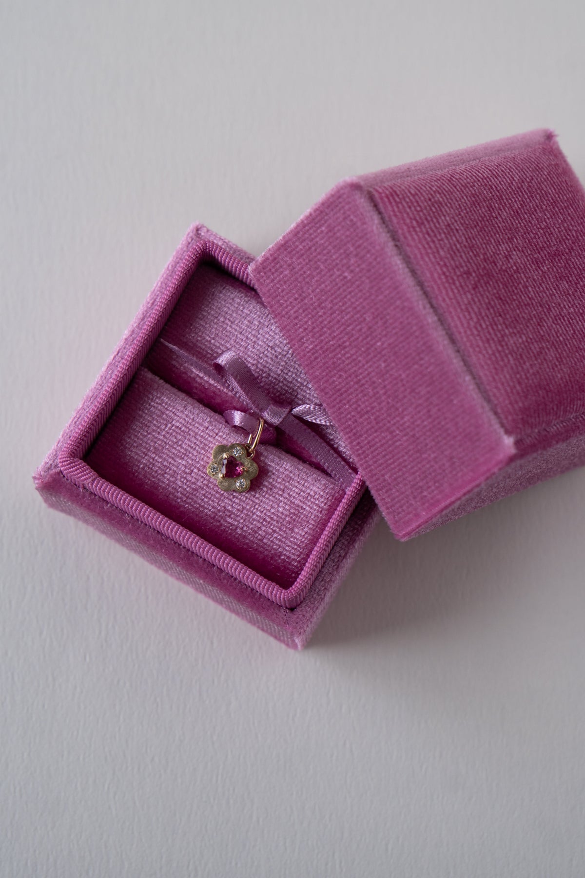 bohem Cotton Flower Charm Top Heart Rubellite Tourmaline /K10