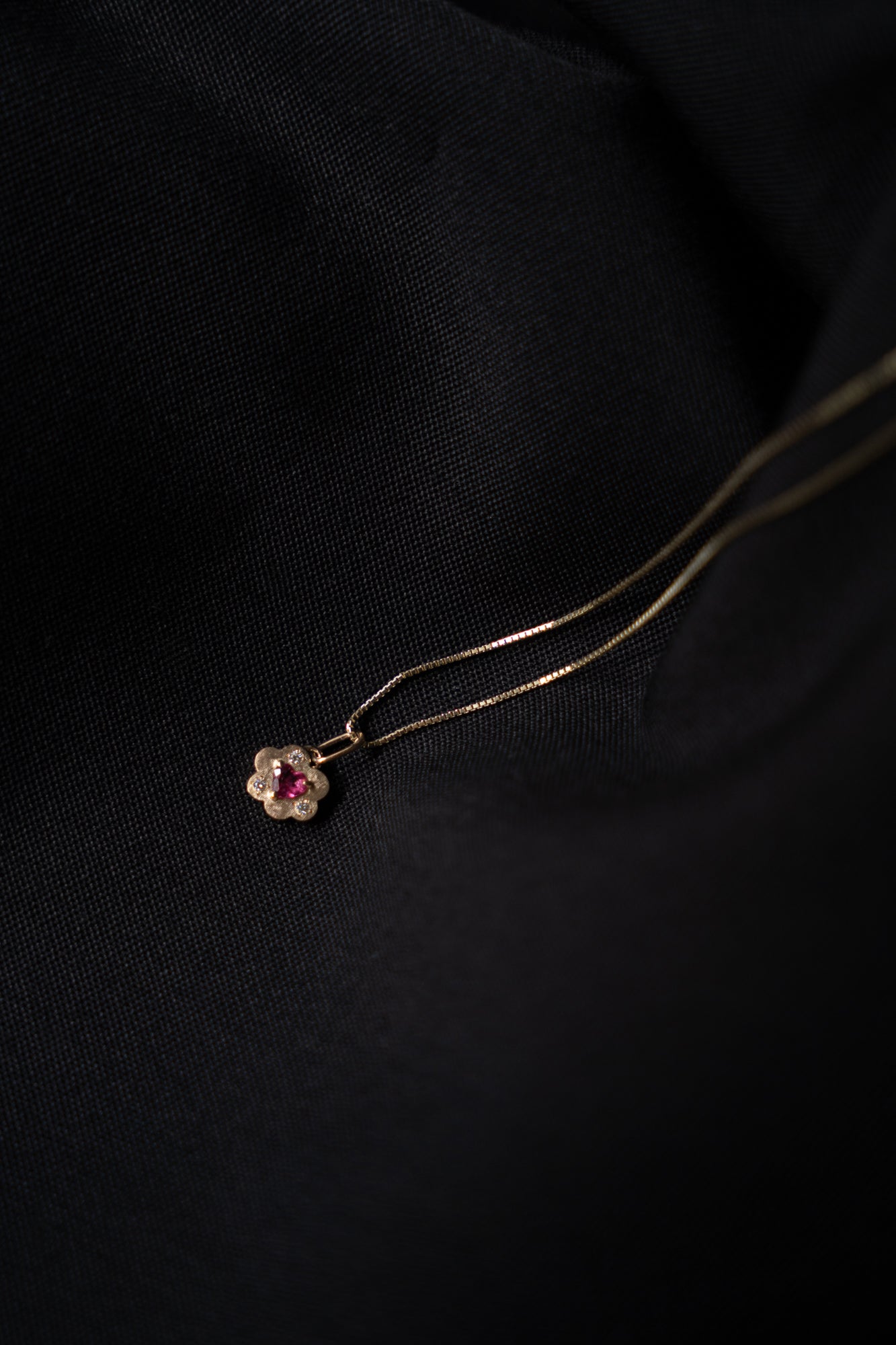 bohem Cotton Flower Charm Top ボヘム フラワーハートルベライト