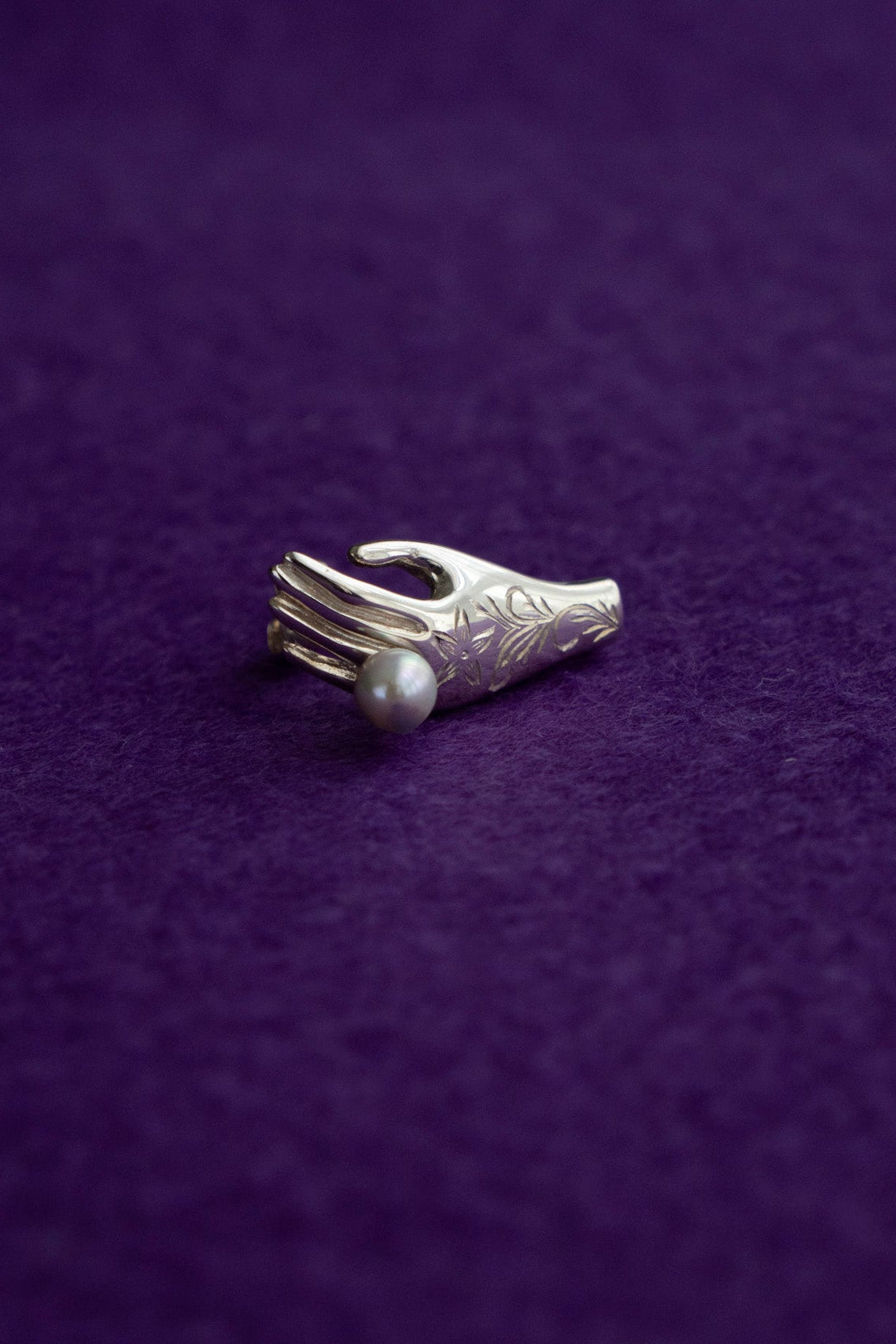 PALA FIGA Hand Pierce Akoya Pearl Tattoo /Silver