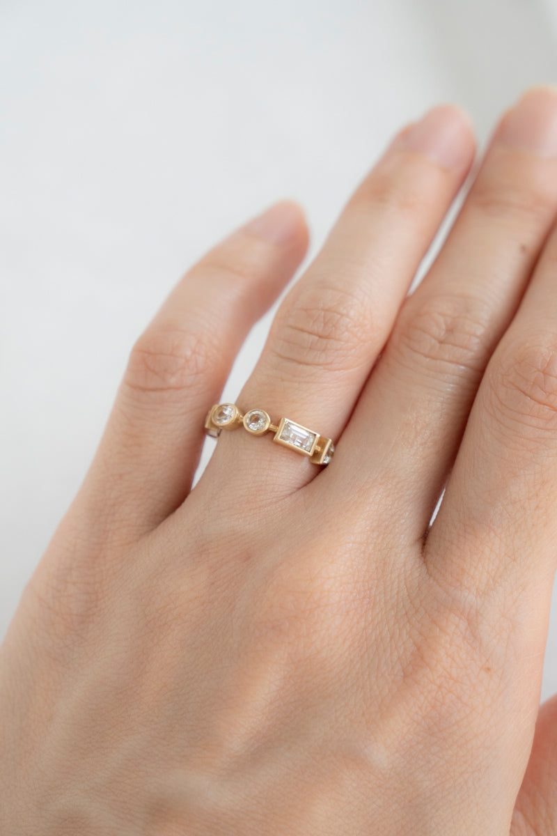 bohem Queen collection White topaz eternity ring /K10