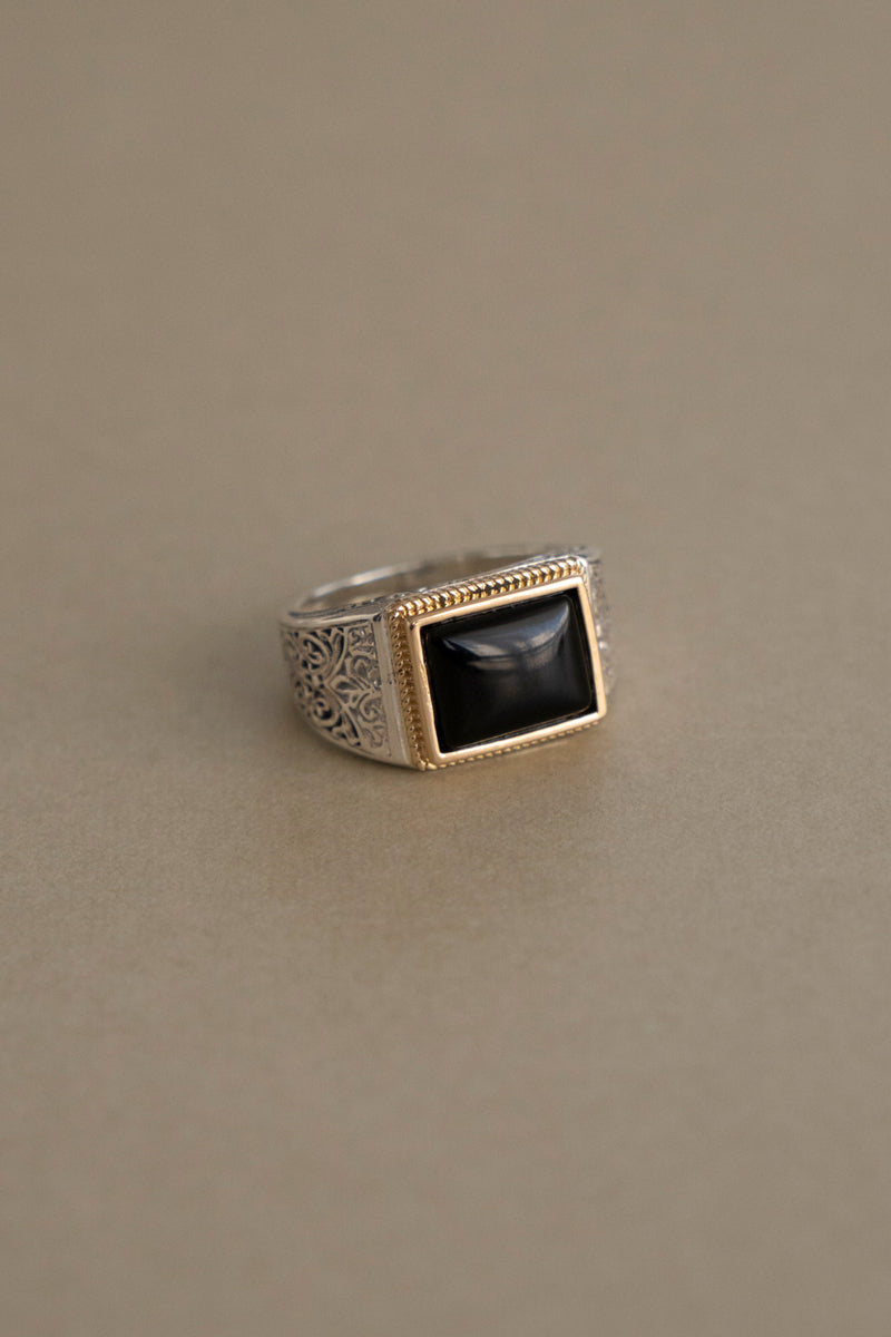 Gerochristo Classic Signet Ring Onyx /SV&amp;K18