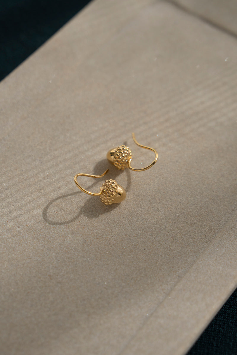 IDAMARI Acorn Pierced Earrings どんぐりピアス