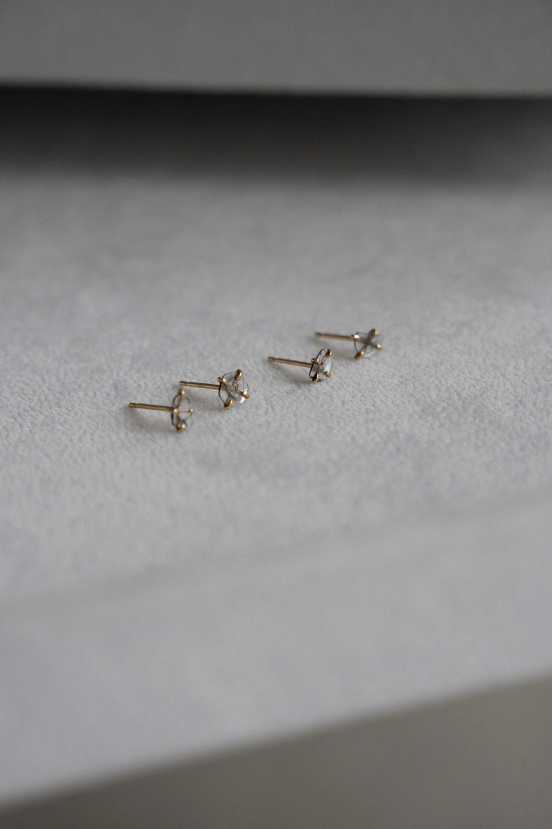 LiniE Slice diamond pierce /K18