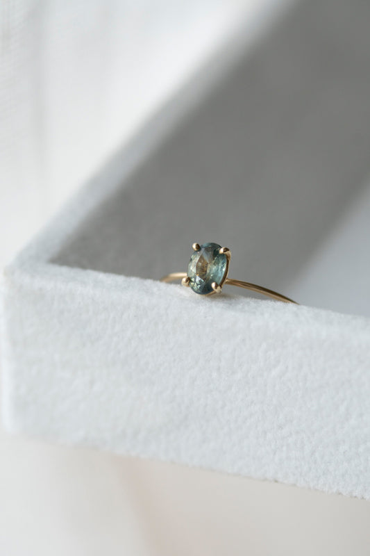 LA MONTAGNE Blue green sapphire ring ブルーグリーンサファイアリング/K10