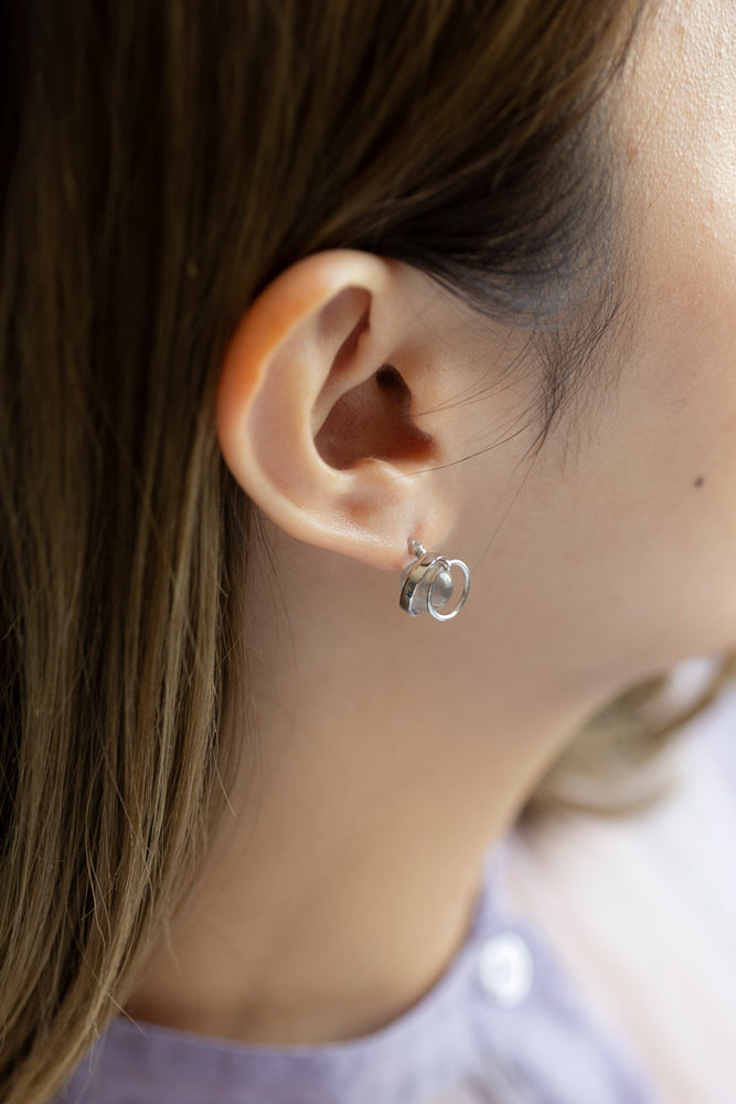 mocco Hoop quartz earrings /Silver