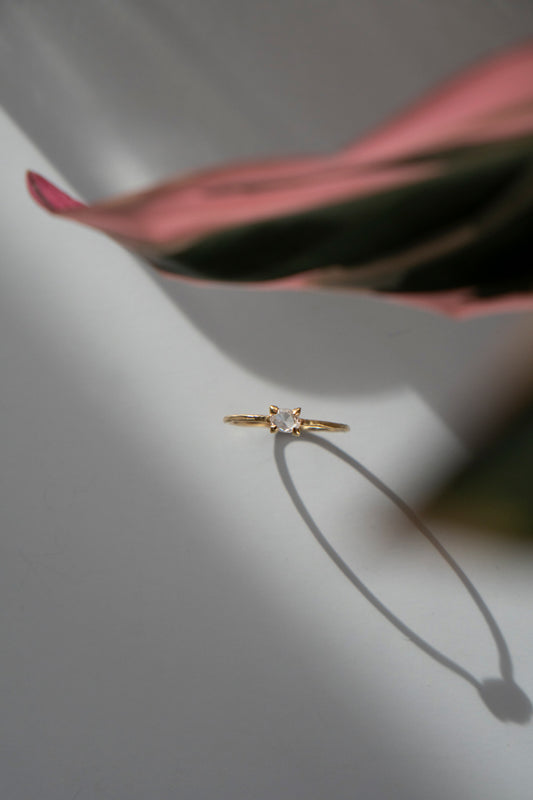 MONAKA jewellery Prong diamond ring ダイヤモンドリング/K18