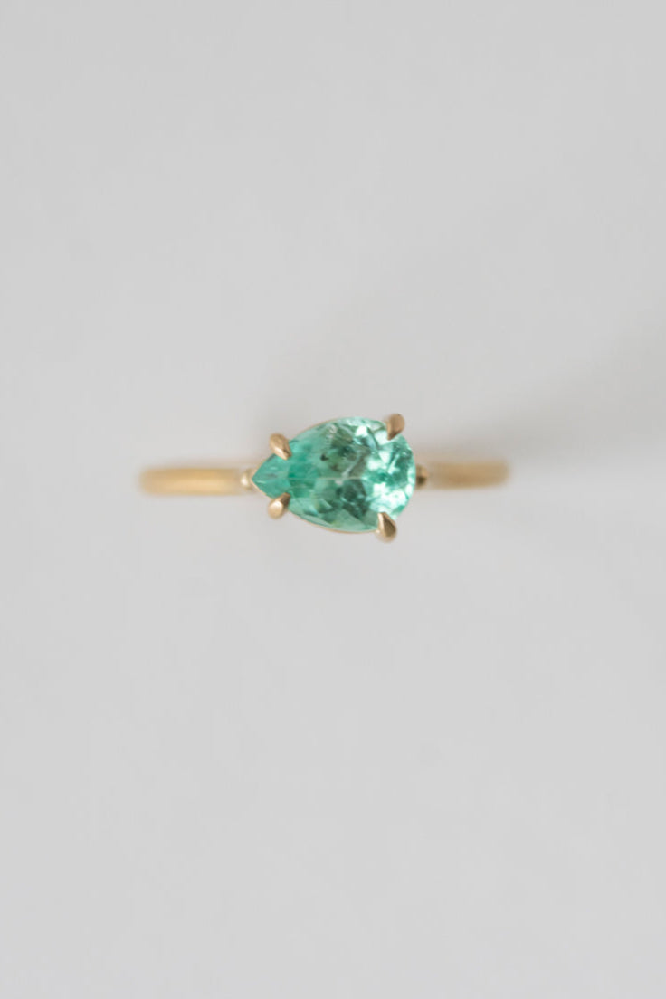 MONAKA jewelery Prong Emerald Ring /K18