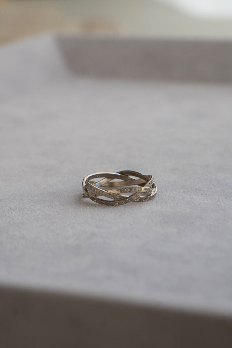 MONAKA jewellery String Ring Half Diamond Wide WG /K18
