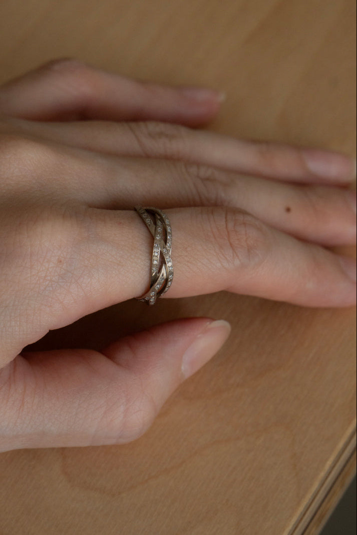 MONAKA jewellery String Ring Half Diamond Wide WG /K18