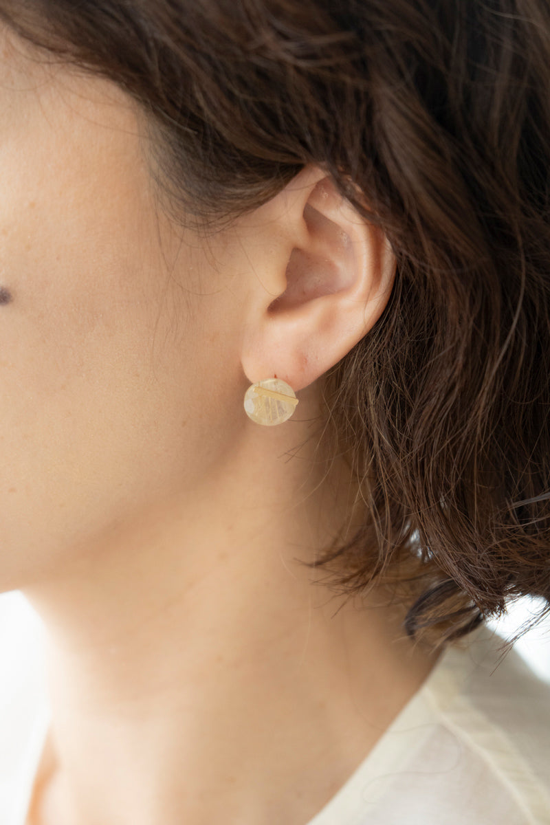 MONAKA jewelery Golden rutile quartz bar stone pierce Pierce/K18