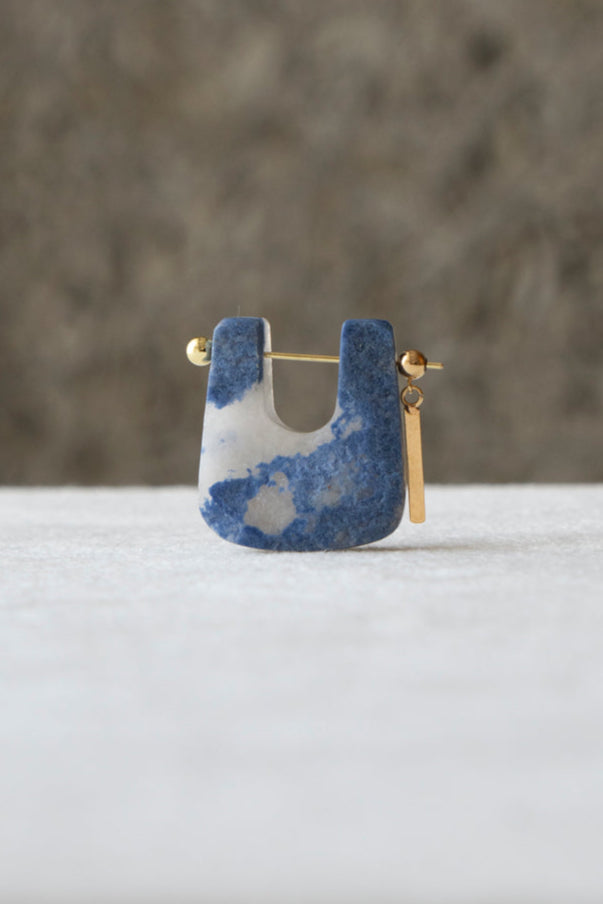 MONAKAjewellery Dumortierite in Quartz Rock pierce /K18