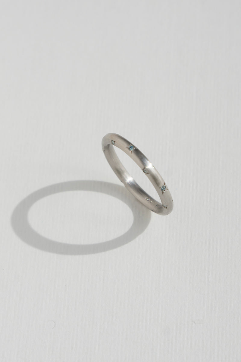 MONAKA jewelery en-LD Blue Diamond Eternity Ring /PT900