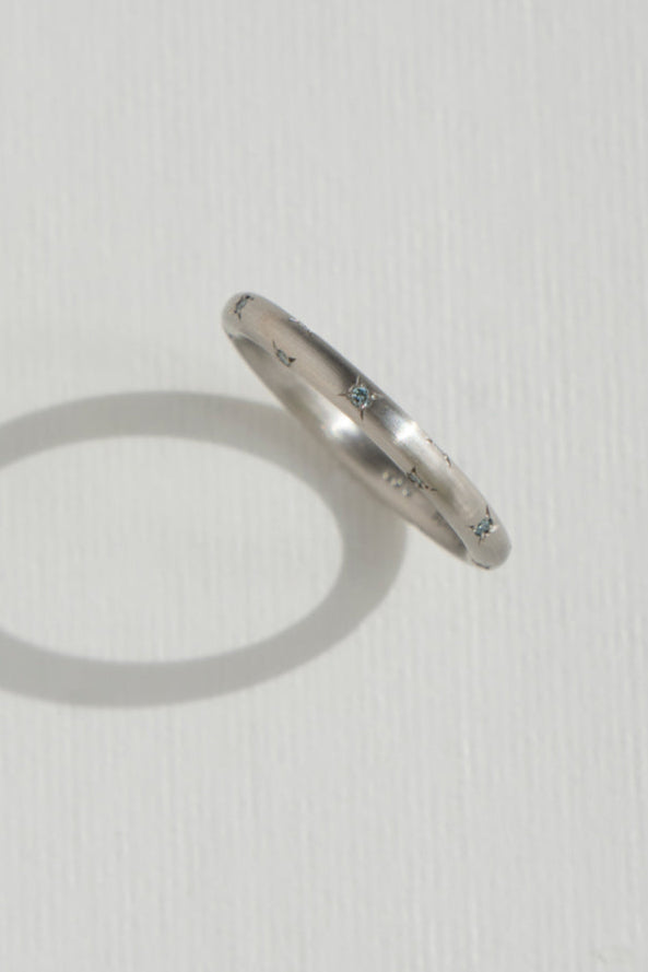MONAKA jewelery en-LD Blue Diamond Eternity Ring /PT900