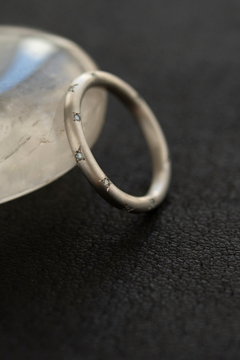 MONAKA jewelery en-LD Blue Diamond Eternity Ring /PT900