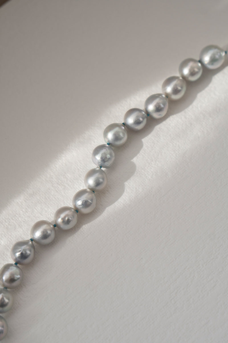 PALA Hand end natural AKOYA pearl all knotted necklace /K10
