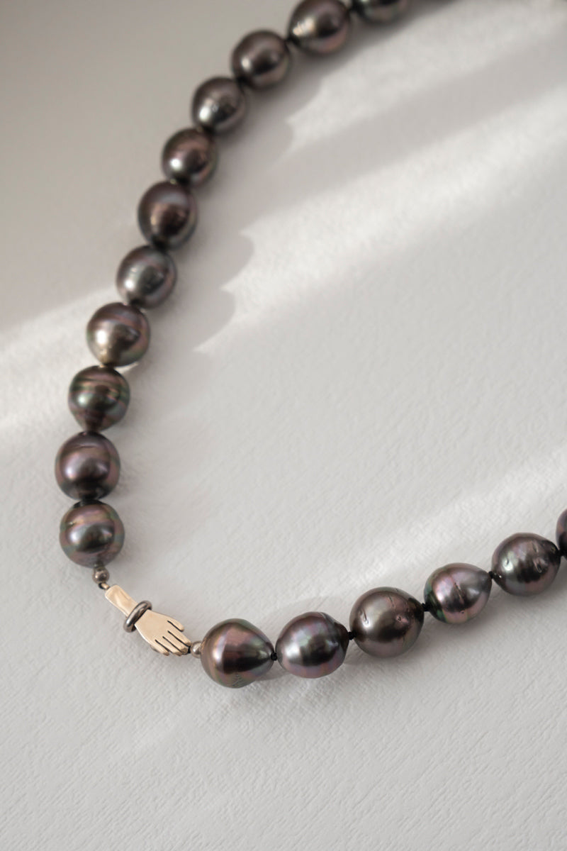PALA Hand end Black-lip Shell all knotted pearl necklace /K10