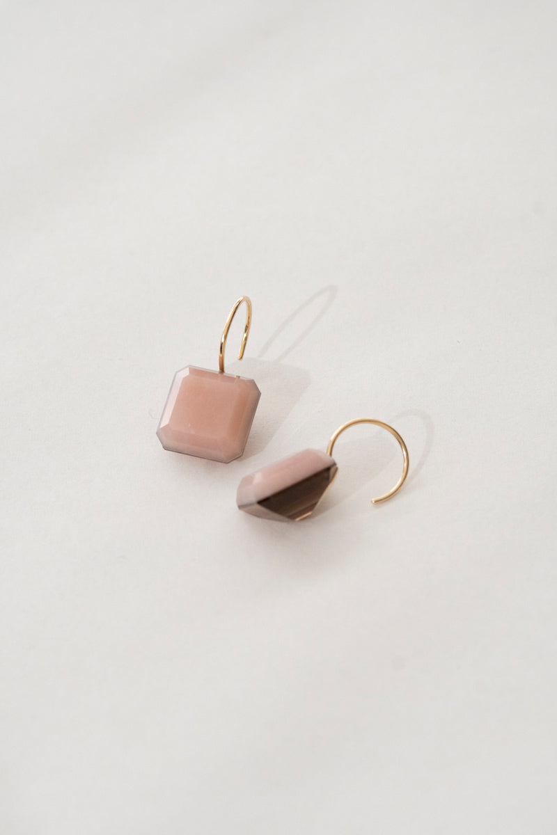 simmon Doublet hook pierced earrings ピンクオパール /K10