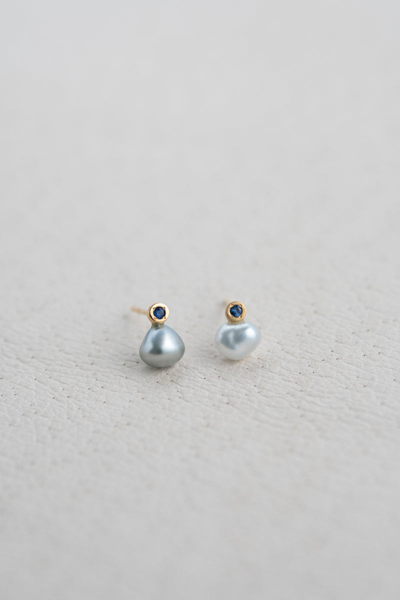 MINIMUMNUTS keshi pearl * blue sapphire pierce A 南洋ケシパールピアス/K18