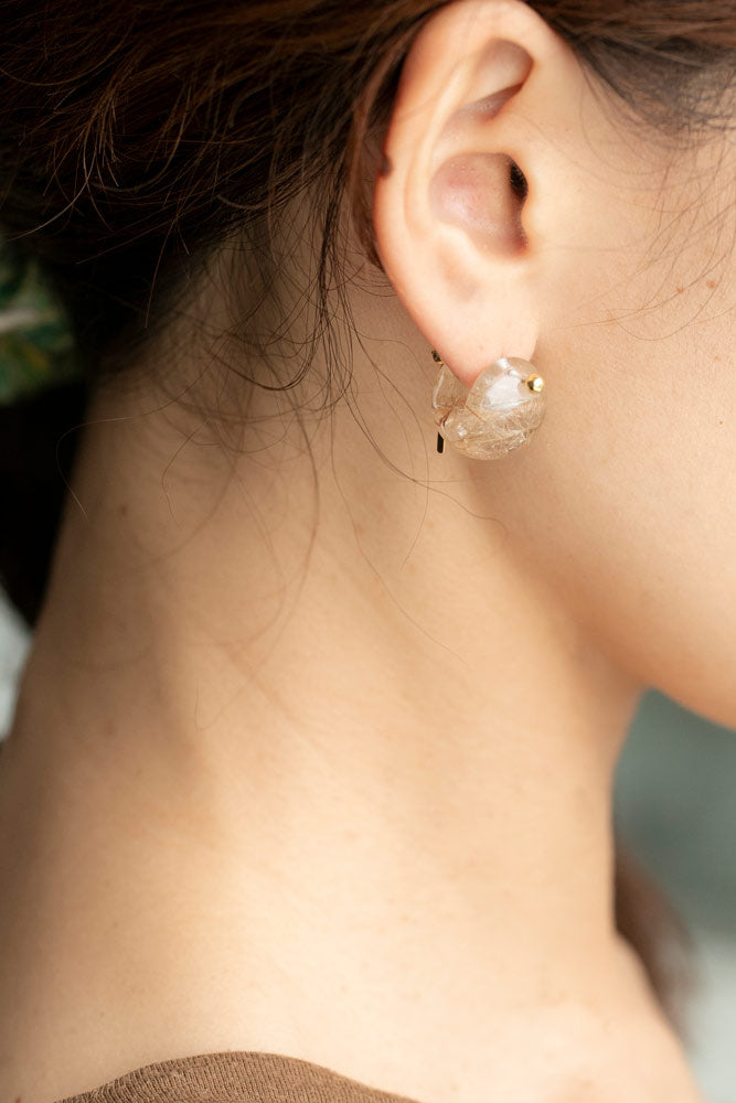 MONAKAjewellery Round rutile quartz pierce Round rutile rock earrings/K18