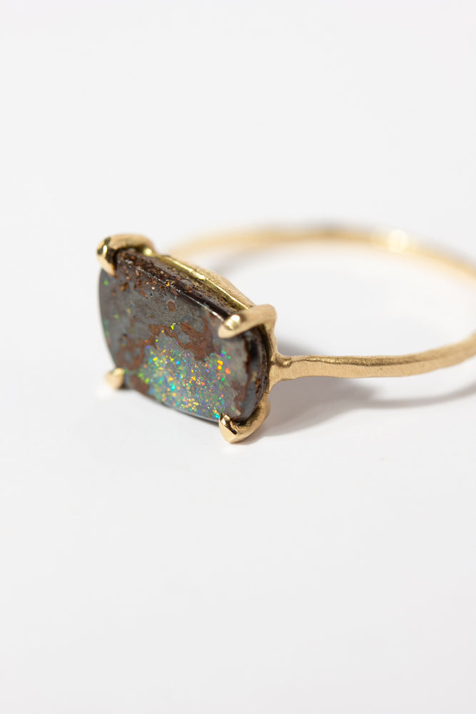 MONAKA jewellery flat stone Boulder Opal Ring/K14 – patchouli