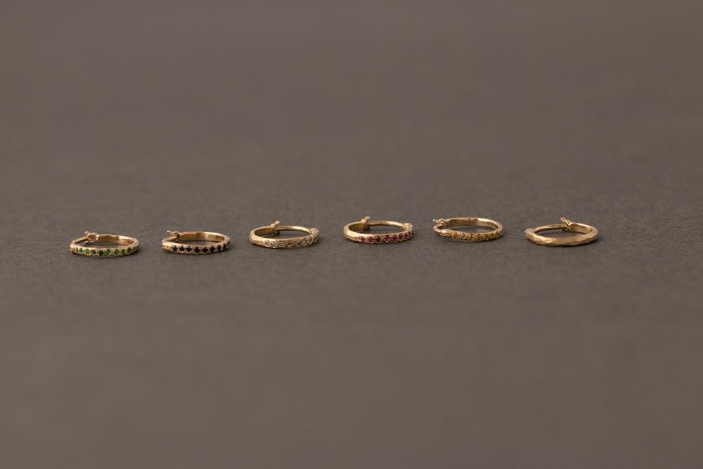 MONAKA jewellery Hibiki hoop pierce color stone &amp; diamond /K18