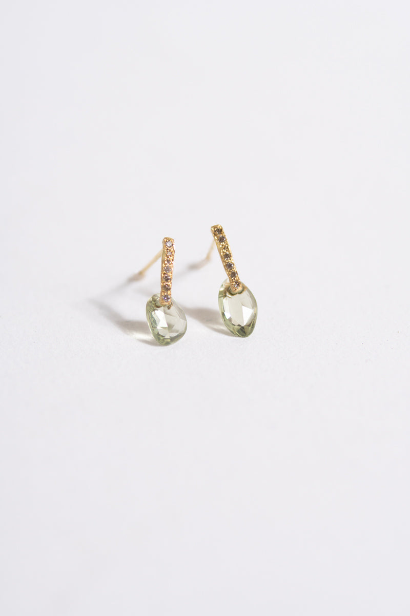 MONAKAjewellery Hibiki Emerald Leaf pierce emerald earrings/K18