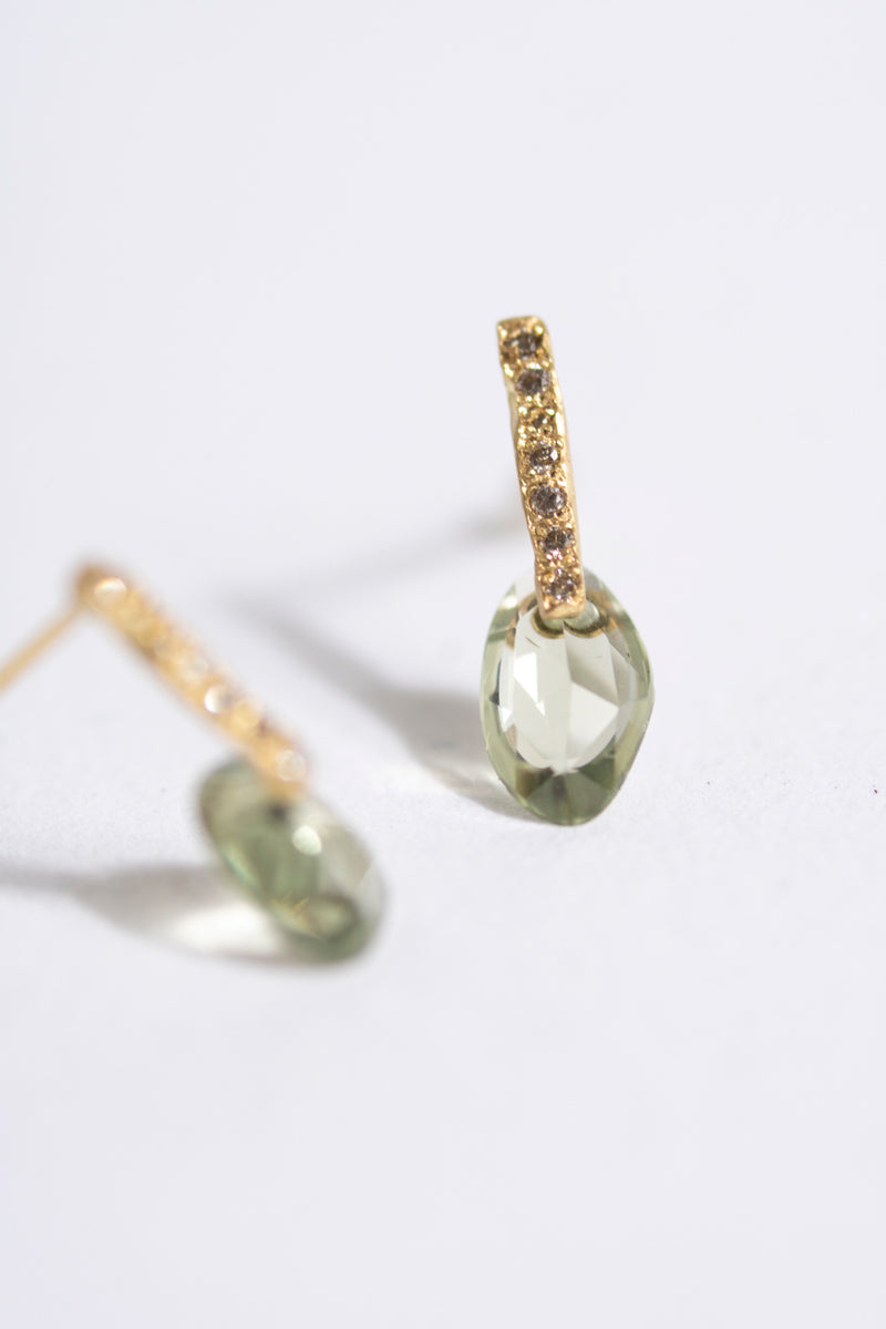 MONAKAjewellery Hibiki Emerald Leaf pierce emerald earrings/K18