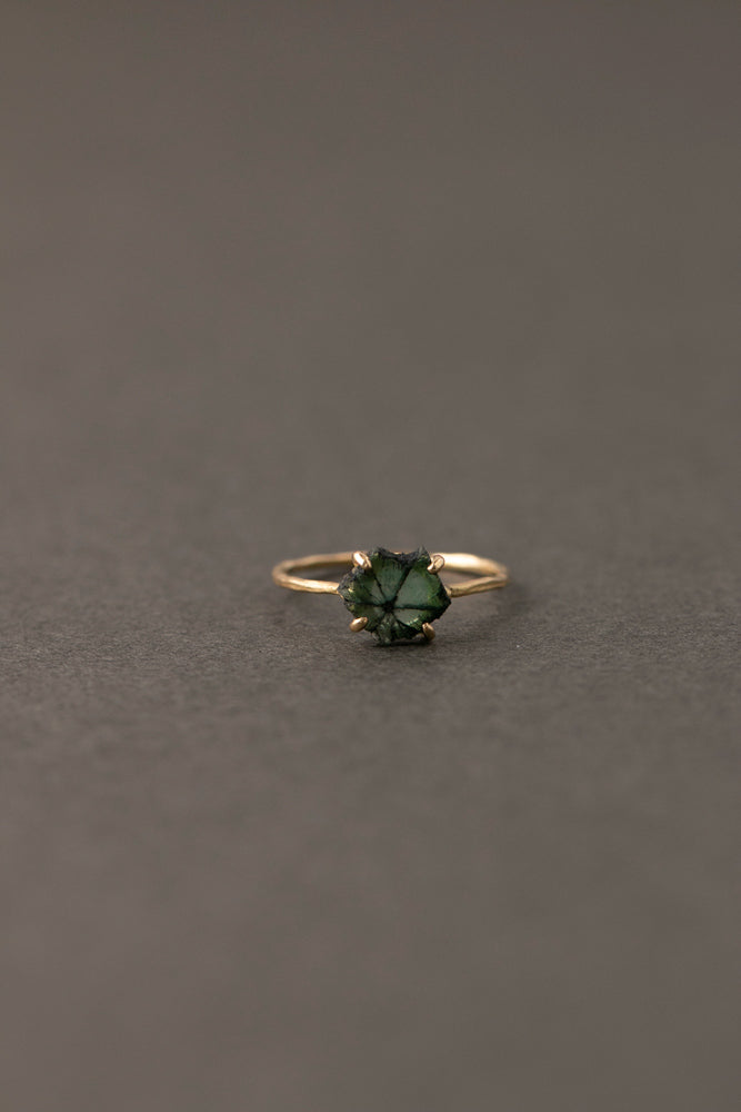 MONAKA jewellery Trapitche Emerald Prong Ring トラピッチェエメラルドリング/K18