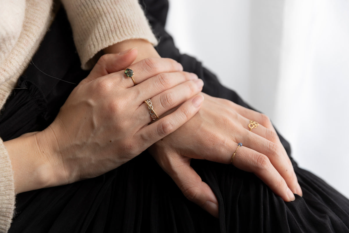Perche? Crossing silver circle Ring /SV&K18